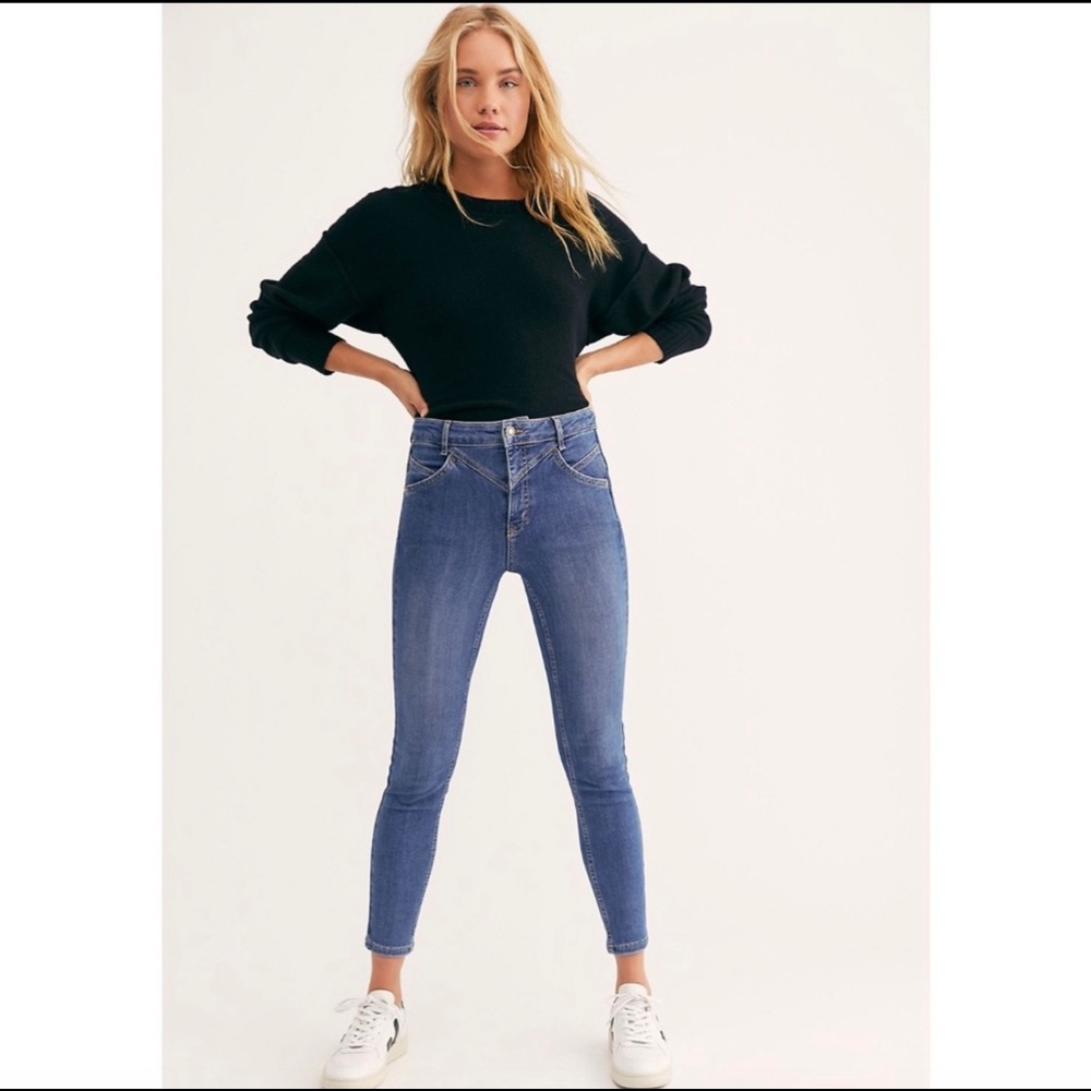 NWOT We the Free jeans
